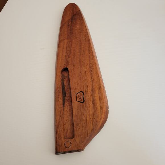 Sant Anooka Wooden cutting board with serrated Bergman Solingen bread knife - Picture 3 of 15